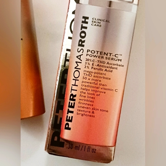 Peter Thomas Roth Potent-C Power Serum - Picture 4 of 16